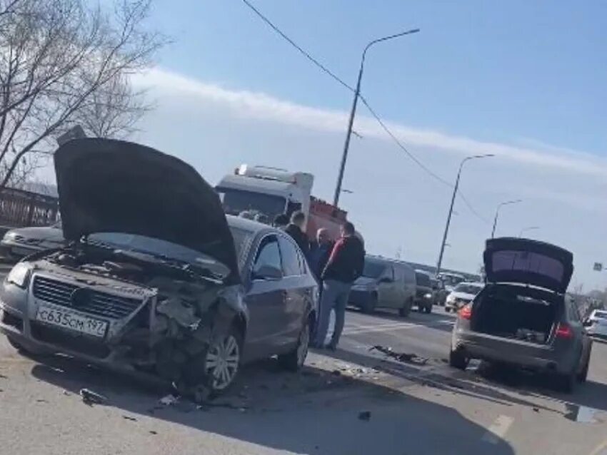 Авария на набережной сегодня Воронеж. Громкие хлопки в воронеже сегодня