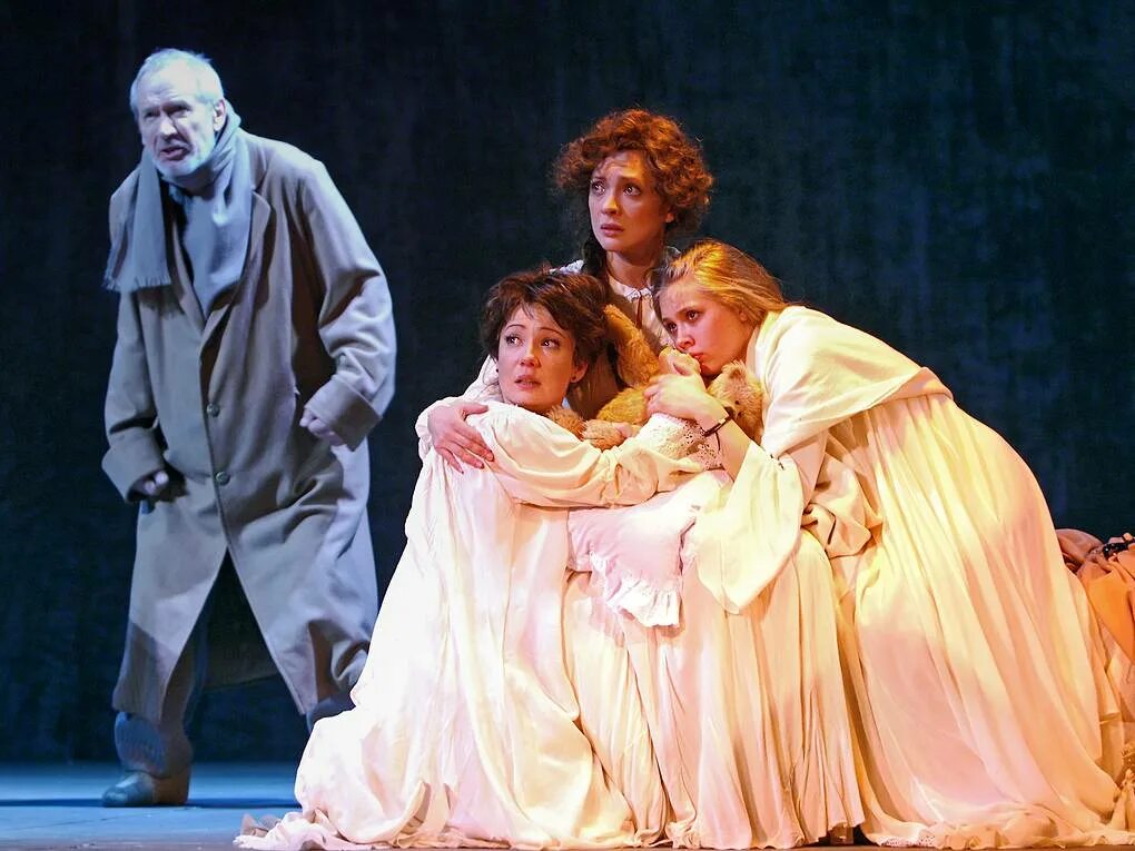 Три сестры современник. Три сестры современник. Три сестры современник. Три сестры современник. Три сестры театр современник.