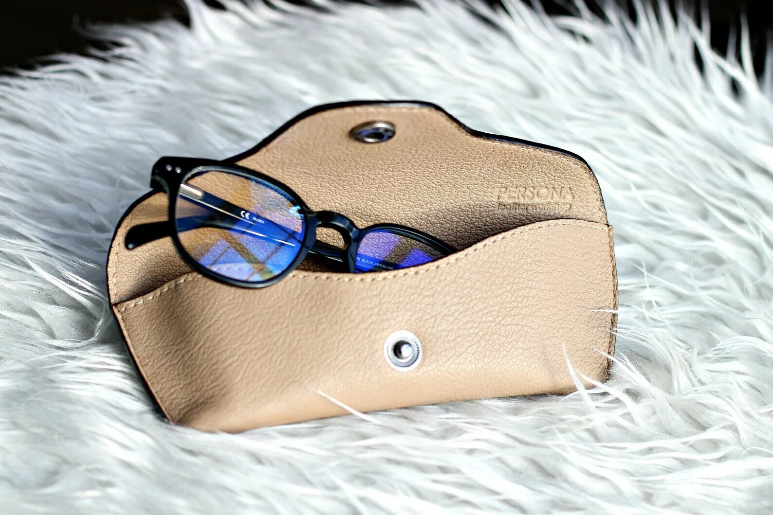 Чехол для солнцезащитных очков. Eyeglass Case футляр для очков. Чехол для очков 509-GOG-case6. Мягкий чехол для очков. Кожаный футляр для солнцезащитных очков.