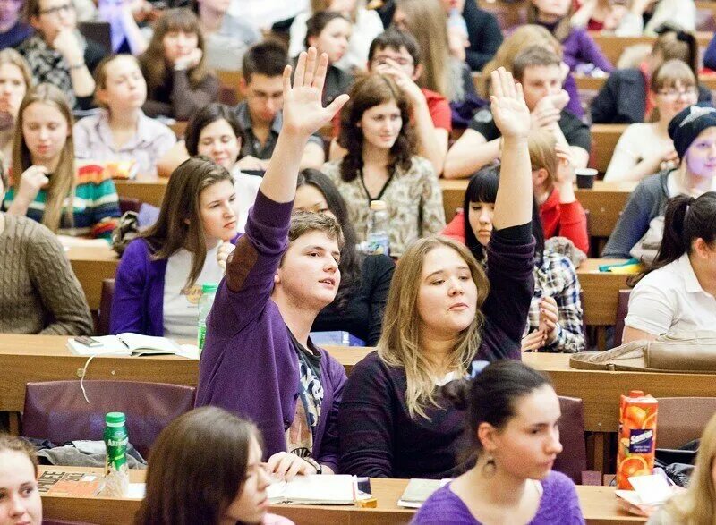 Арбанас стефан студент мгу. Учеба в мгу. Студенчество мгу. Мгу ученики. Студенческая жизнь мгу в москве.