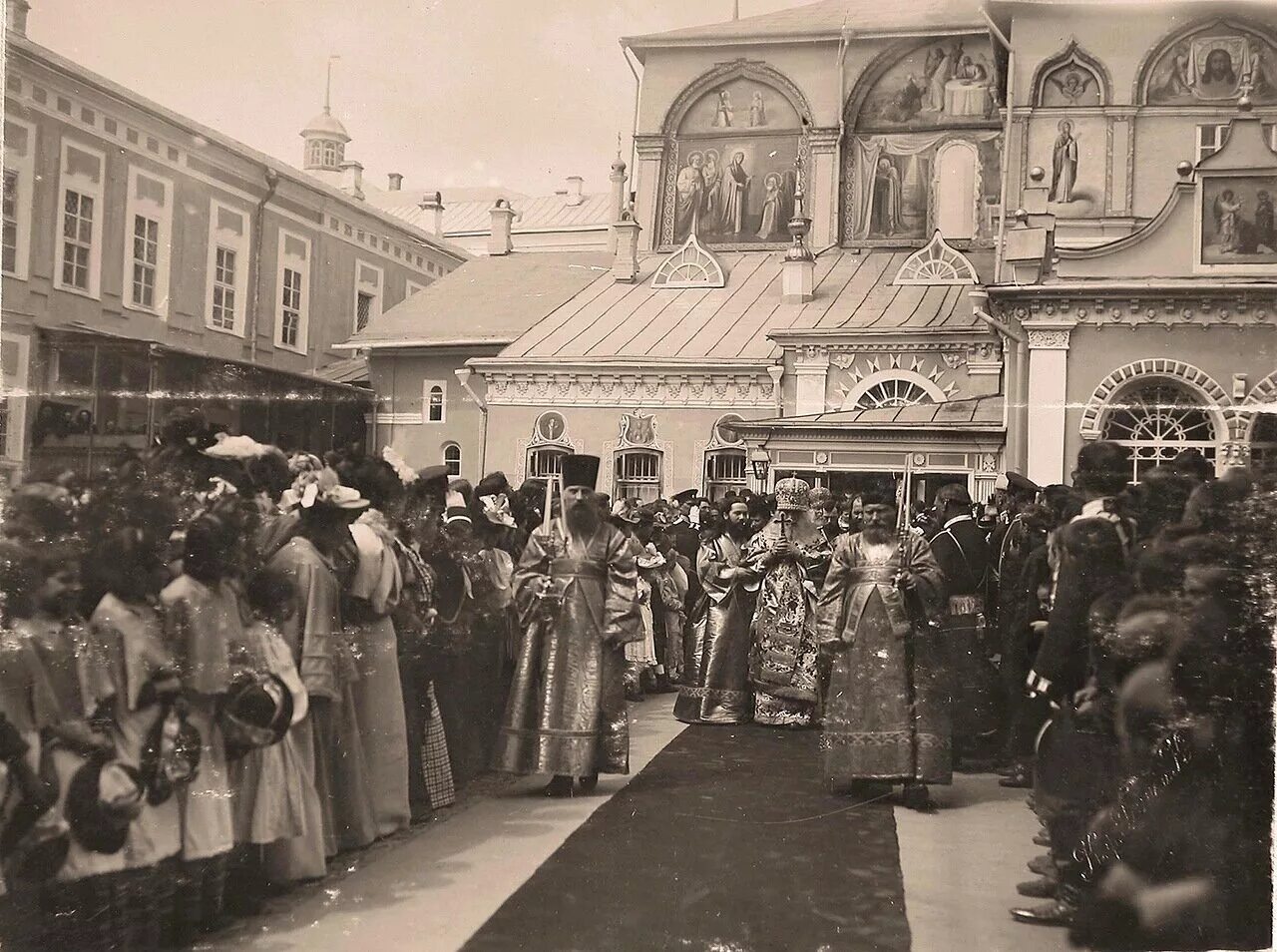 Фото российской империи. Николай II В Троице-Сергиевой Лавре. Сергиев Посад до революции. Троице-Сергиева Лавра Российская Империя. Троице Сергиева Лавра 1946.