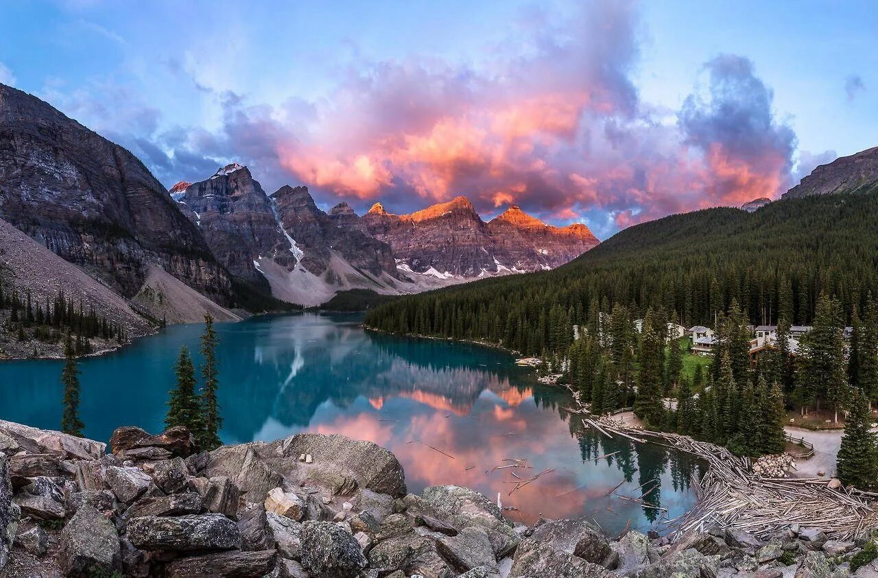 Canada lakes. Национальный парк Банф, Канада. Озеро Морейн в Канаде. Озеро Морейн, национальный парк Банф, Канада.