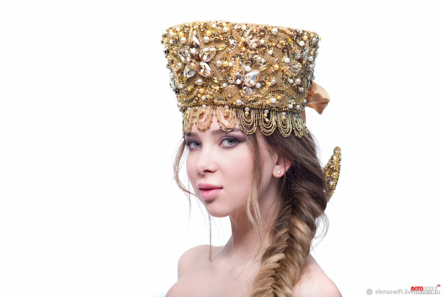 Вовка в тридевятом царстве василисы. Портрет василисы премудрой. Портрет женщины в национальном костюме легкий. Принцесса несмеяна. Портрет радина.