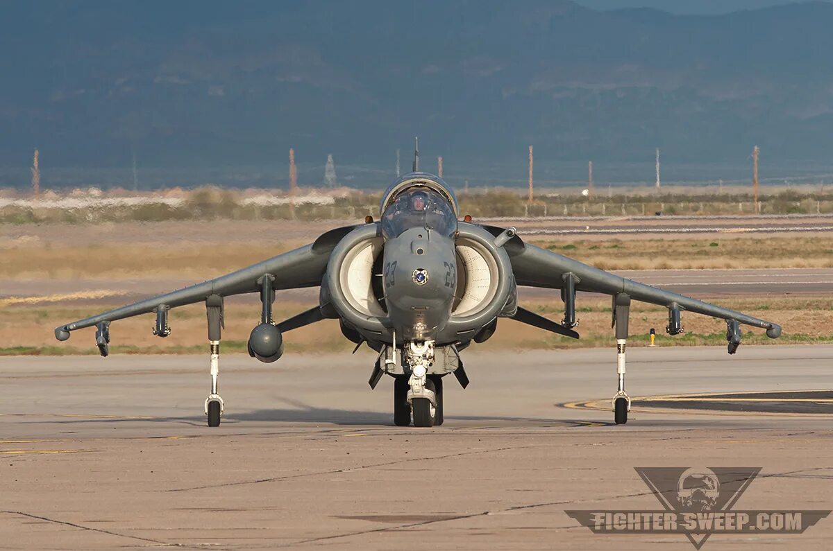 TAV-8 Harrier II. Av8 Harrier dos Bomb. Интересные факты о Harrier av-8.