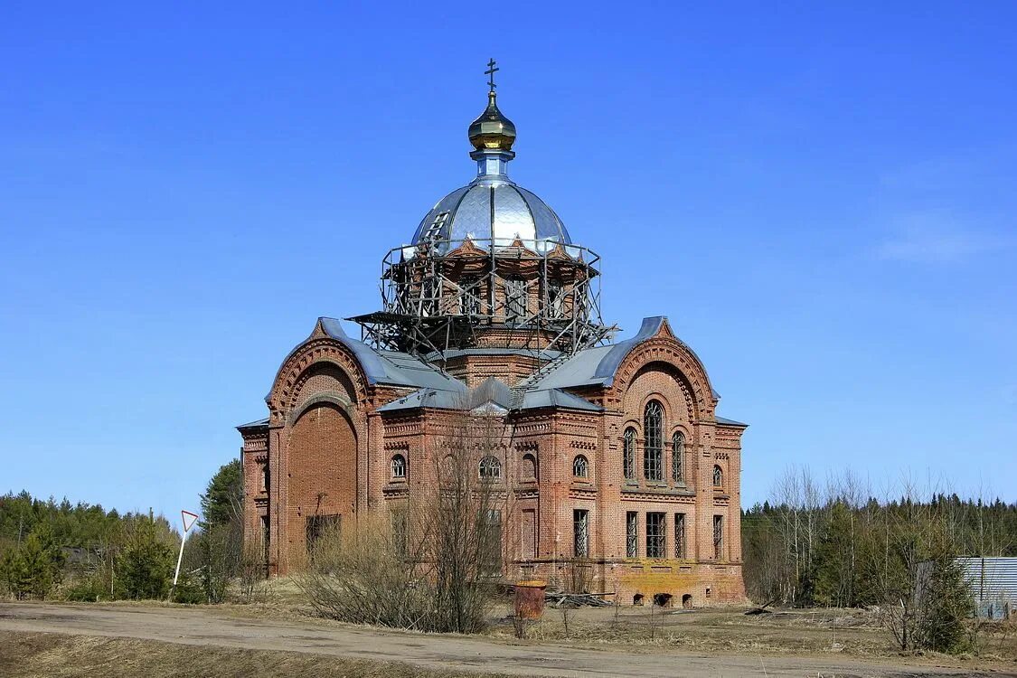 Церковь соловецких в усланке. Церковь соловецких в усланке. Погода соловецкое омской. Село соловецкое. Церковь соловецких в усланке.