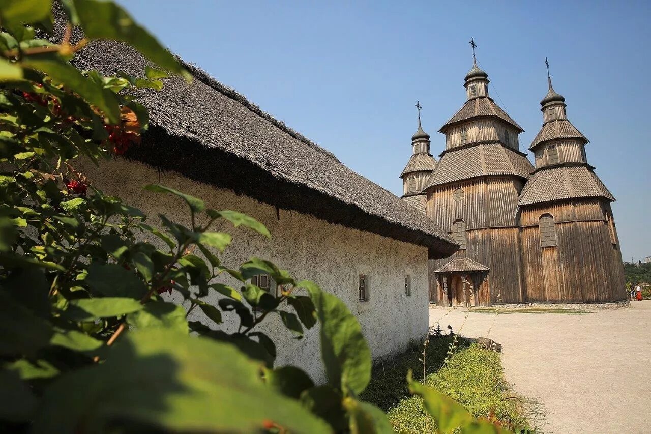 Казацкая сечь запорожье. Запорожская сечь хортица. Хортица церковь. Национальный заповедник-остров «хортица». Заповедник хортица запорожье.