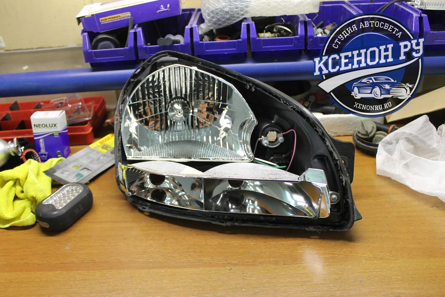 лампа стоп сигнала hyundai tucson 2006. снять фару туксон. Hyundai tucson 2008 крепление фар. снять фару туксон. лампочка мазда кронос 626 ближний.