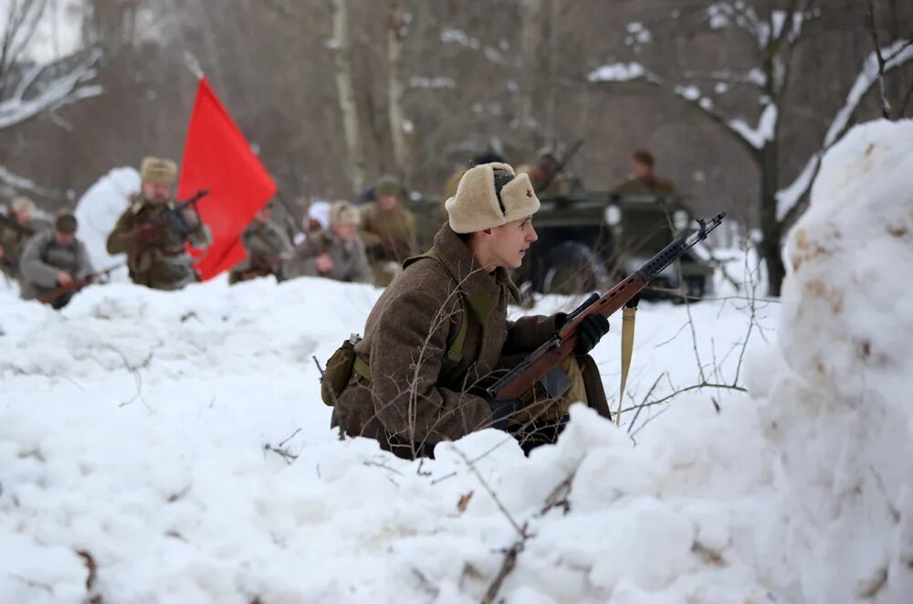 Военно-историческая реконструкция боев за Воронеж. Реконструкция боя Великой Отечественной войны. Реконструкция боя на мечах. Бои за Воронеж.