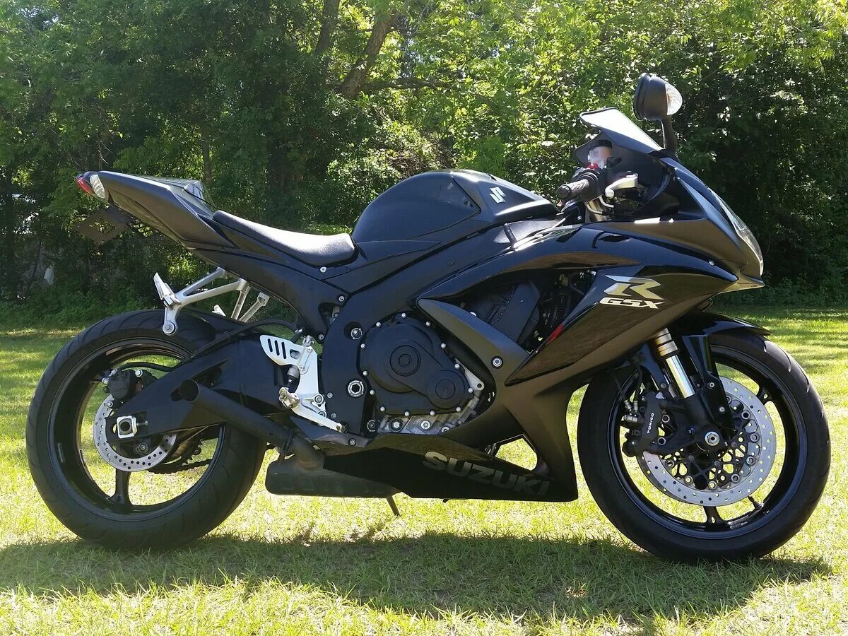 Suzuki GSX 600. Мотоцикл Сузуки r600. Сузуки GSXR 600. Suzuki GSX 600 2008.