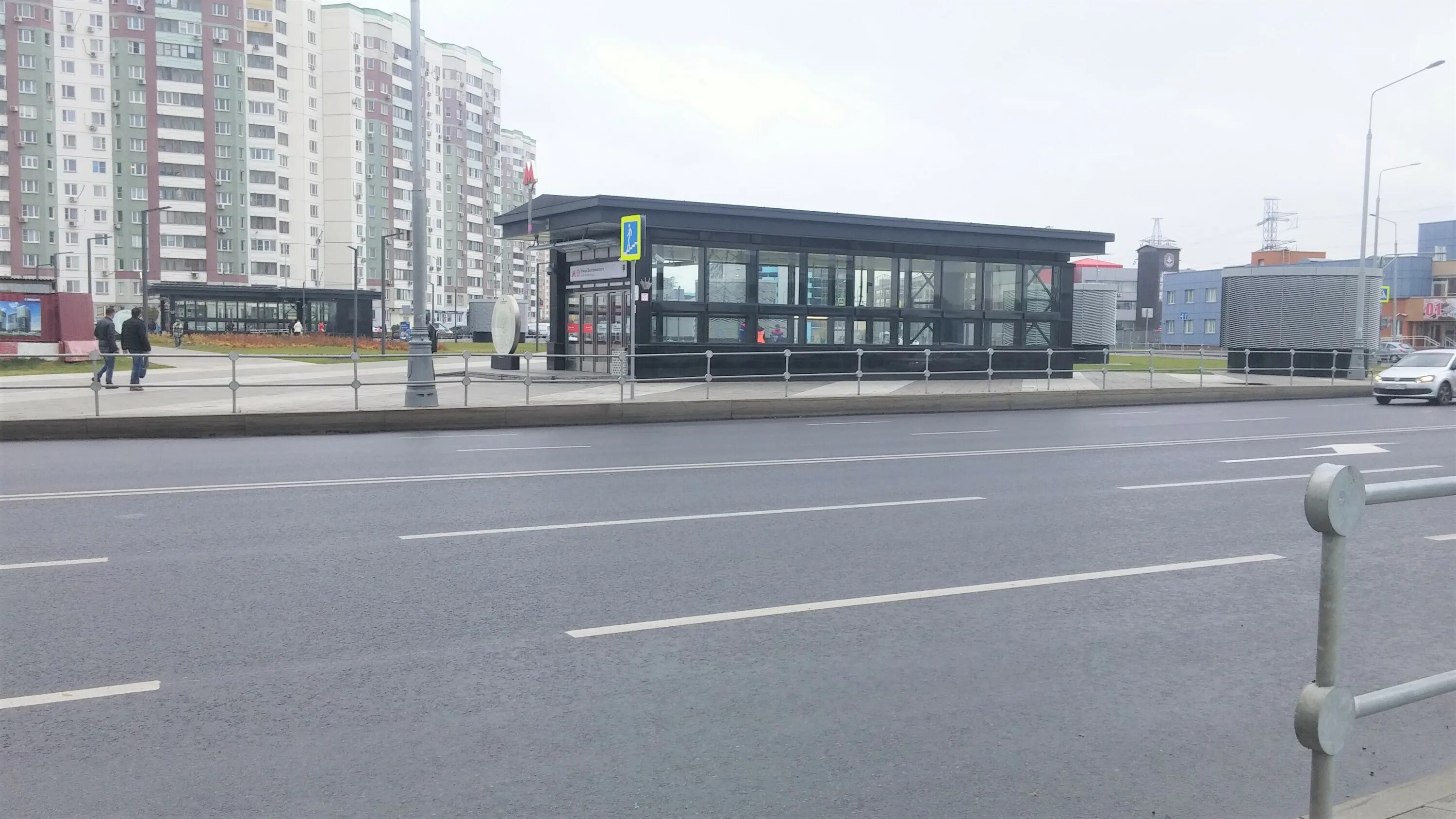 Ул дмитриевского 21. Метро улица дмитриевского. ул дмитриевского москва метро. станция улица дмитриевского. станция метро дмитриевского.