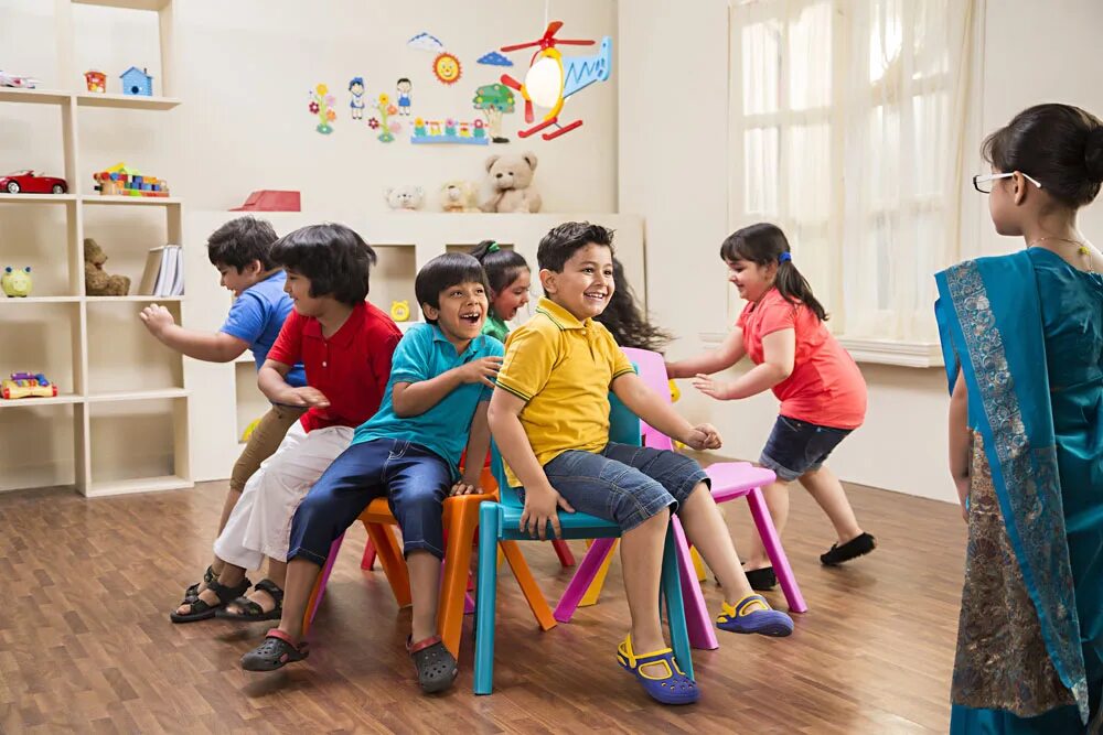 Play school перевод. развивающие игры для детей. Play together картинки. Play school перевод. Wishplay школа.