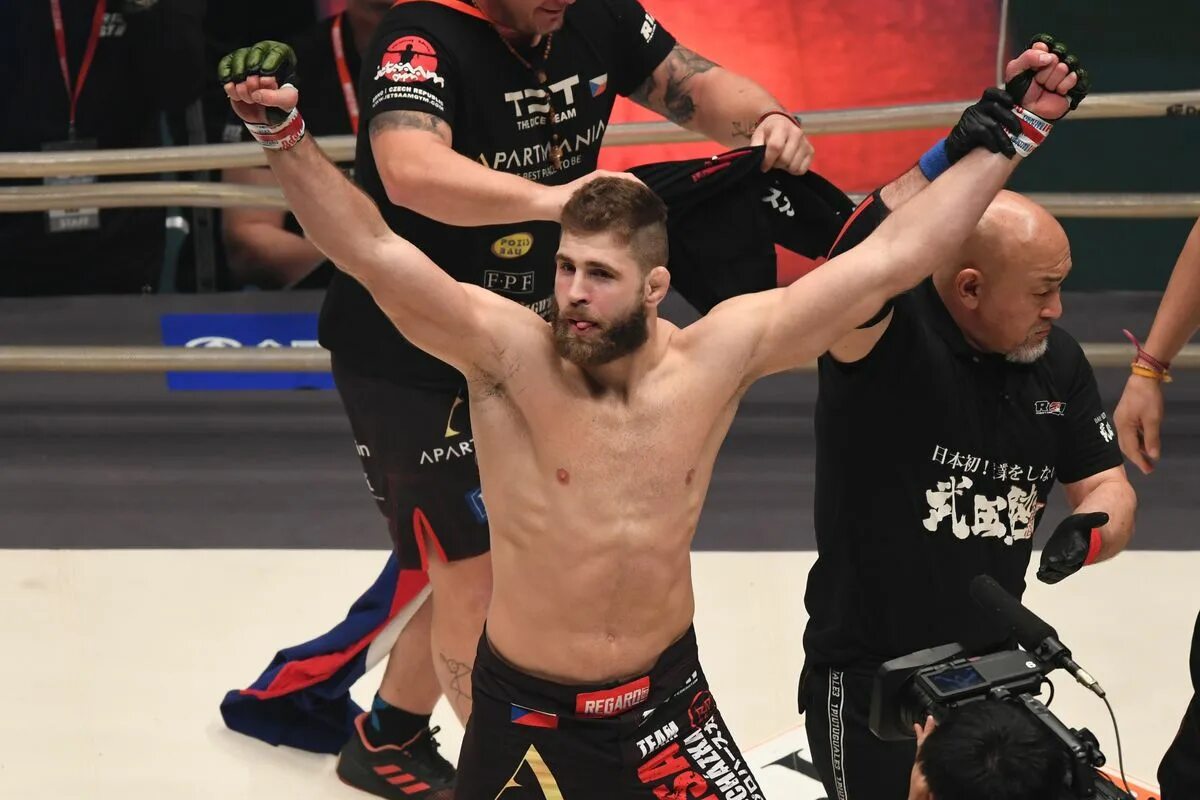 Прохазка ufc. Прохазка боец ufc.