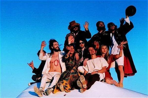Home edward sharpe and the magnetic zeros. Home edward sharpe. значок группы the magnetic zeros. edward sharpe the magnetic zeros home official video. home edward sharpe the magnetic 8d.