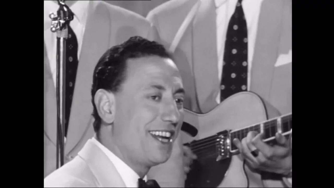 Mambo italiano ноты. Mambo italiano розмари клуни. Мамбо итальяно песня. Мамбо мамбо итальяно. Mambo dance.