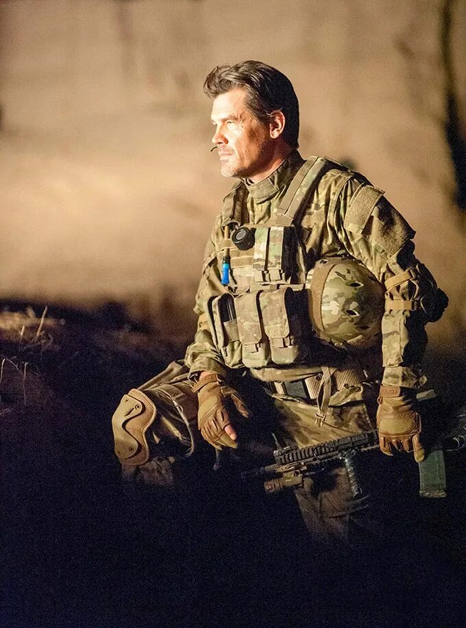 Josh Brolin Sicario. Джош Бролин Sicario. Джош Бролин Сикарио 2.