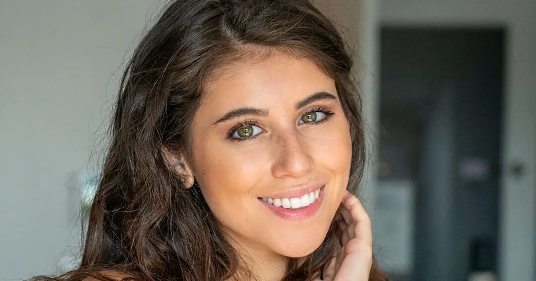 Вайолет саммерс. Вайолет саммерс хот. Violet summers (вайолет саммерс). Lizzy brandani. Виолетта сумерс.