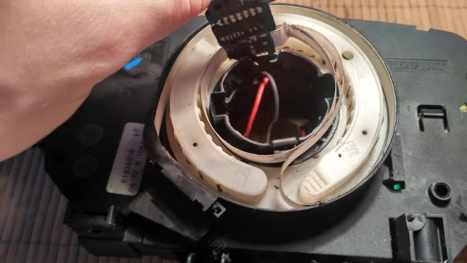 Ремкомплект подрулевого шлейфа рено меган 2. Замена шлейфа меган 2. Замена шлейфа меган 2. Замена шлейфа меган 2. Шлейф подрулевой рено меган 2 nty.