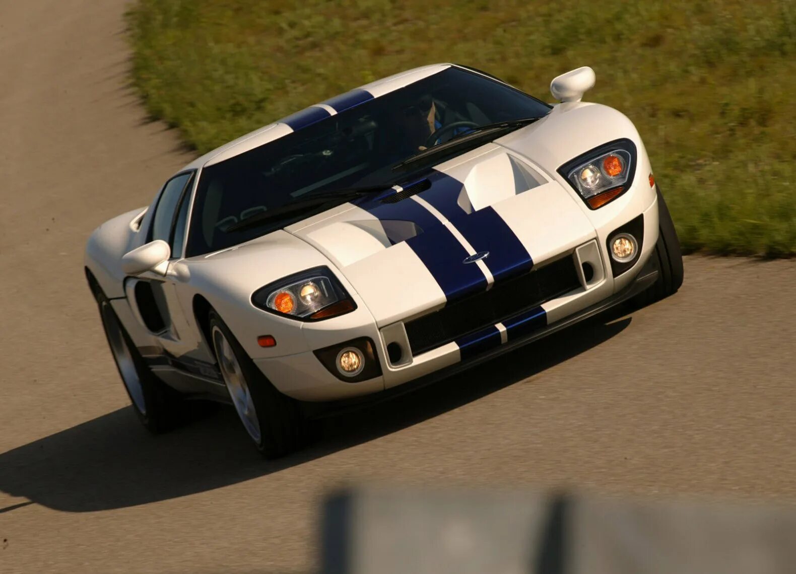 Форд мустанг 2021 shelby gt500. Форд гт 40 2019. Форд джити 40. Форд гт 2005. Ford gt40 1966.