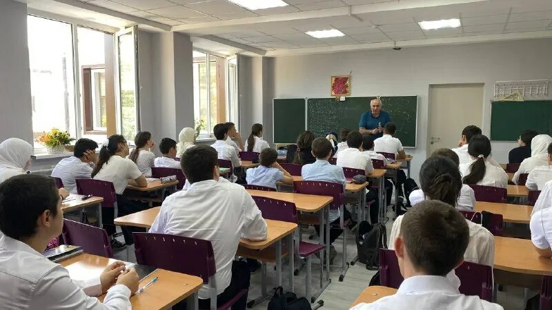 управление образования г махачкала. гороно махачкала. гос экзамены в вузах 2023. чеченский государственный педагогический университет. новый начальник управления образования махачкала.