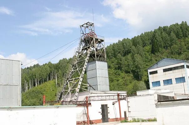 Шахта распадская междуреченск. Разрез распадский междуреченск. Директор шахты распадская междуреченск. Междуреченск распадская коксовая. Шахта распадская коксовая.