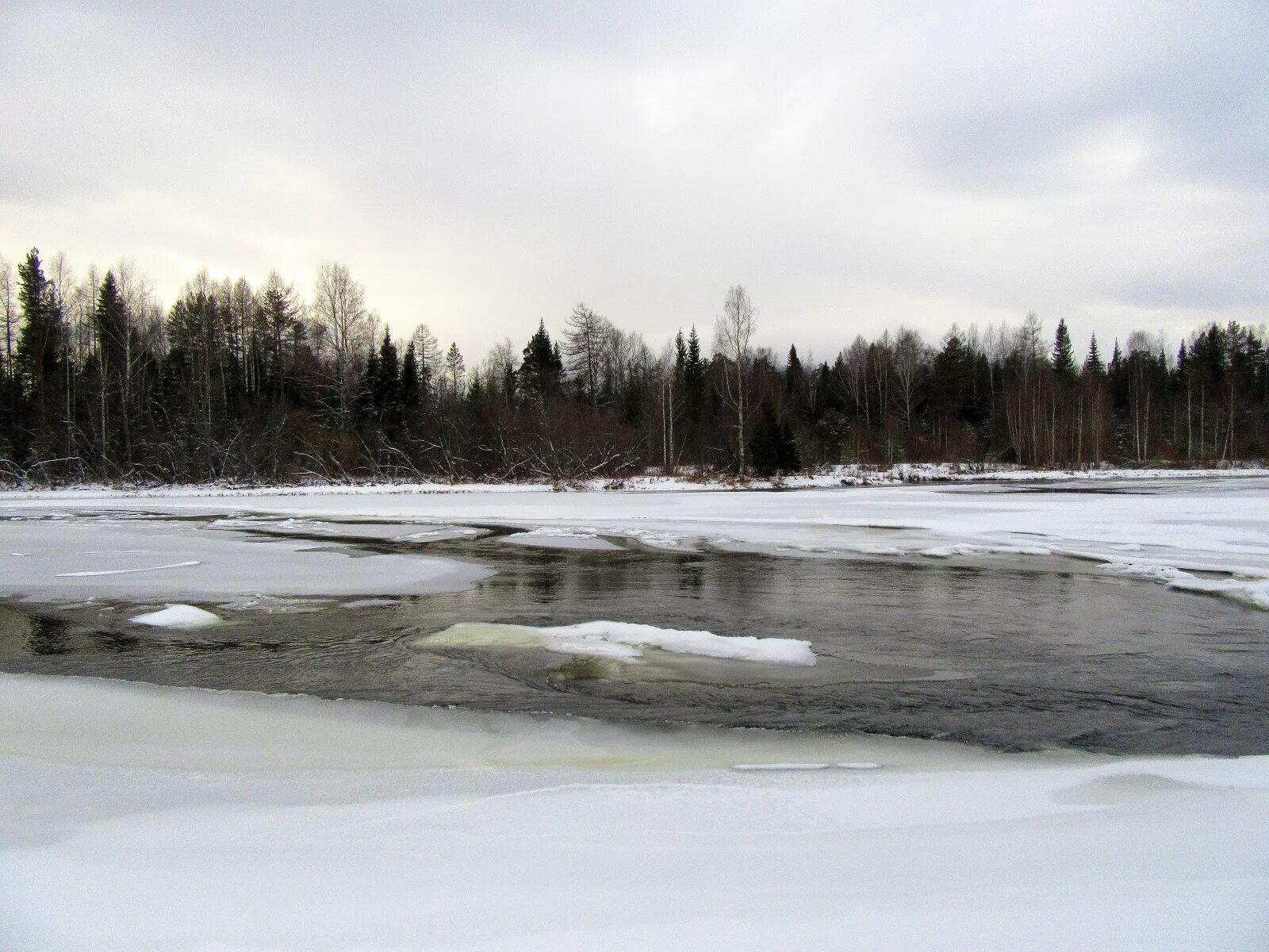 Сосьва югра. Сосьва югра. Северная сосьва. Река сосьва хулимсунт. П сосьва березовский район хмао.