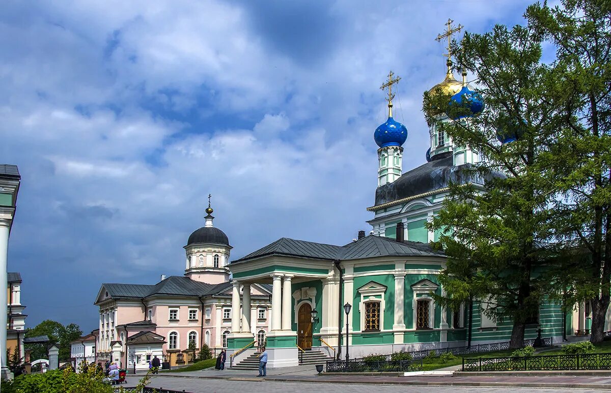 Храмы пустыни монастыри