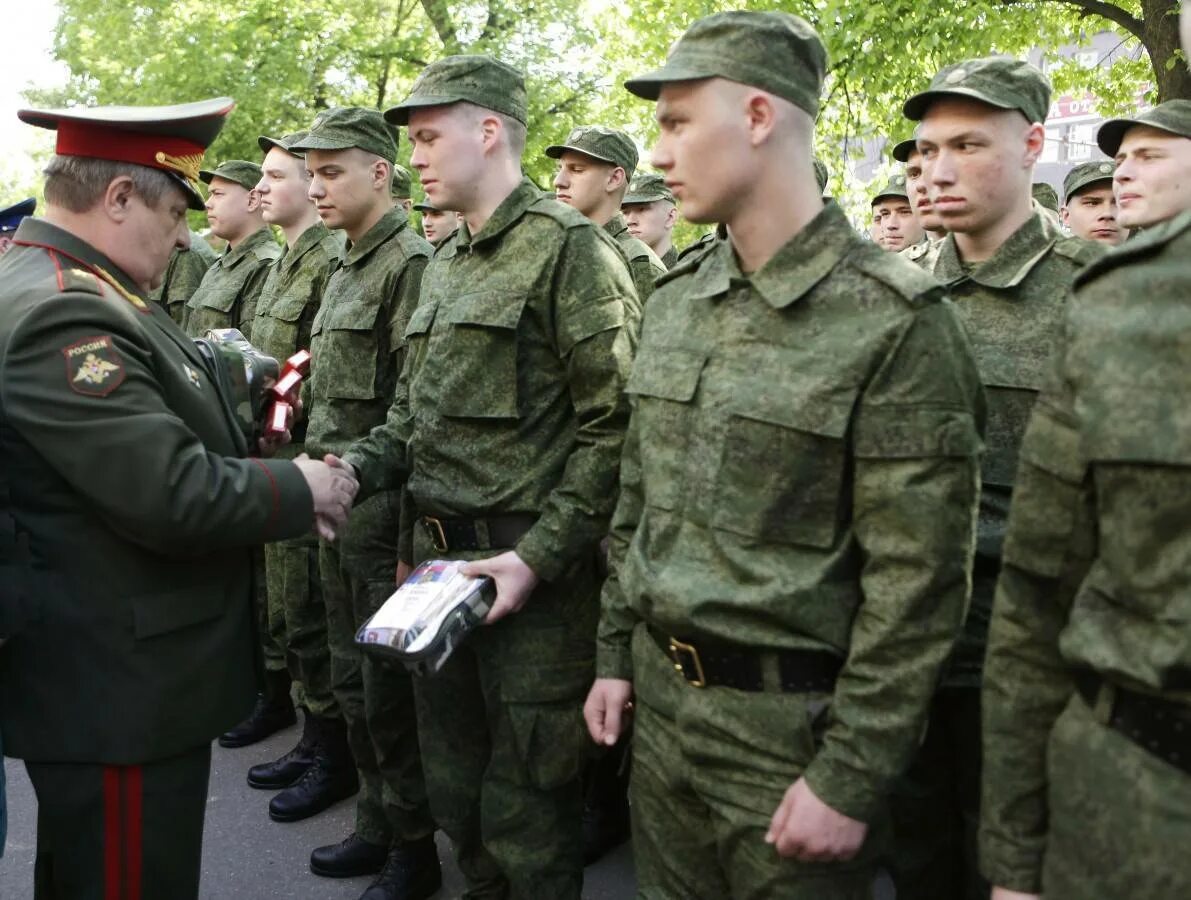 Нужно ли в армию после военной кафедры. Президентский полк форма призывников. Военная Кафедра. Военные сборы Военная Кафедра. Сборы Военная Кафедра.