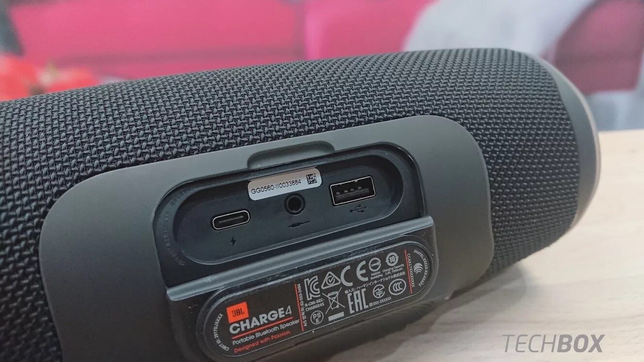 Колонка JBL charge 4. Колонка JBL charge 3 разъемы. JBL charge 4 разъемы. Колонка JBL charge 4 оригинал. Колонка jbl как включить флешку