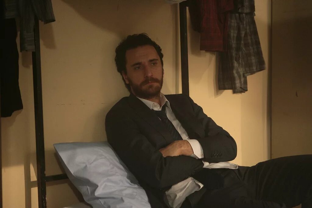 Без вины виноватые фильм 2008. Без вины виноватая сериал. Без вины 52. Без вины виноватая сериал 2022 россия. Лесли нильсен без вины виноватый.