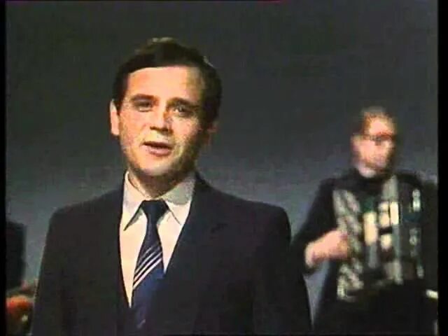 геннадий каменный певец фото. слушать геннадия каменного. каменный певец геннадий биография. поет геннадий каменный. каменный певец геннадий биография.