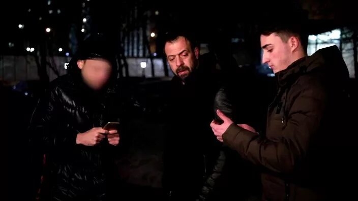Выпуски программы решала. Влад чижов решала че. решала на че 2025. решала влад чижов последний выпуск 2019. передача влада чижова решала.