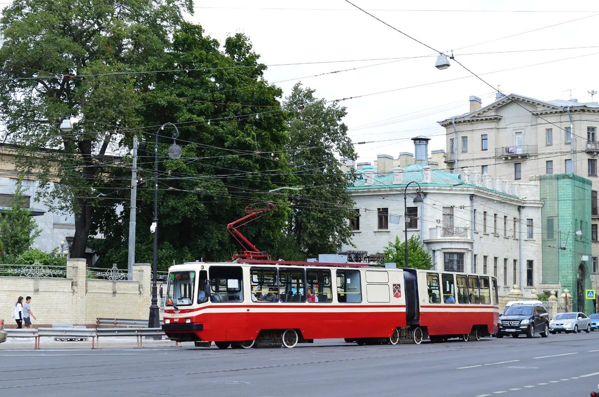 Трамвай 30 Санкт Петербург. Петербург трамвай 100 лет вместе. Фото Московского района Санкт-Петербурга с трамваями и троллейбусами.