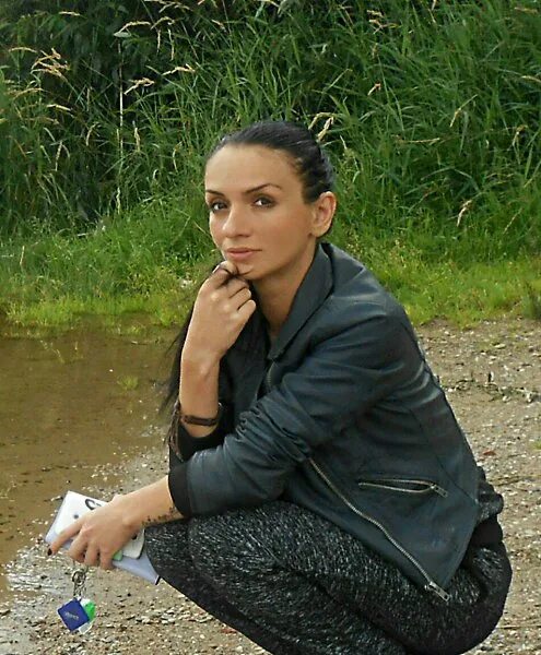Незамужние девушки калининград. Женщины калининграда. Девушки калининграда. Любовница в калининграде. Знакомится с калининградскими женщиной.