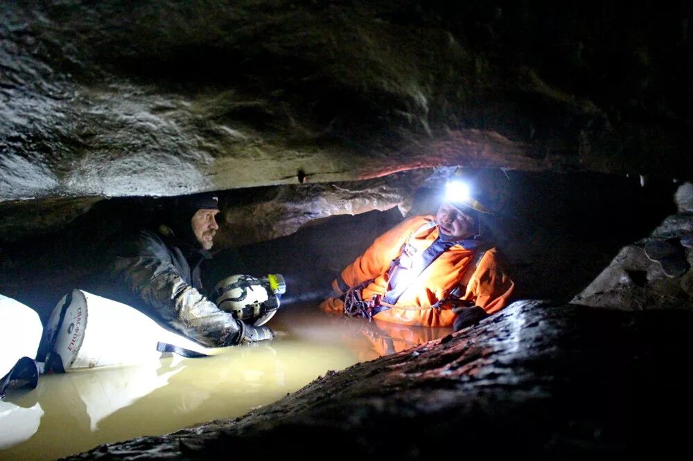Пещера Тхам Луанг. Кхао Луанг пещера. Пещера Тхамлуангнангнон спасение. Кхао Луанг пещера спасательная операция.