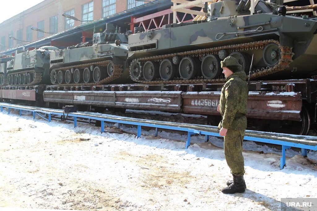 Где груз военных. БМД-4м Курганмашзавод. МТЛБ Курганмашзавод. «Курганмашзавод» отгрузил БМП-3. Курганмашзавод тренажер БМД-4м.