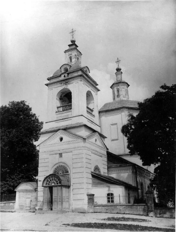 Особенности православного храма Церковь Николая Чудотворца в Свято-Никольском Кл