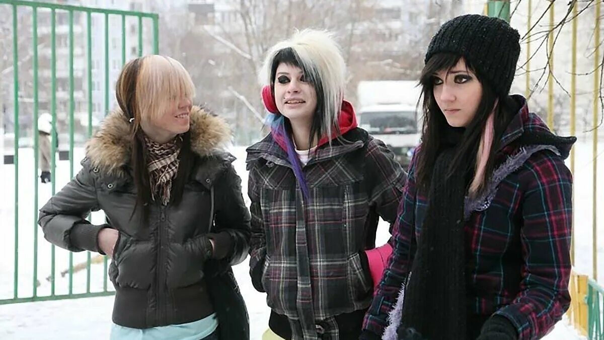 Сколько всего альтушек. Альтушки субкультура. Альт стиль тик ток. Альтушки внешний вид. Альт музыкальный инструмент духовой.