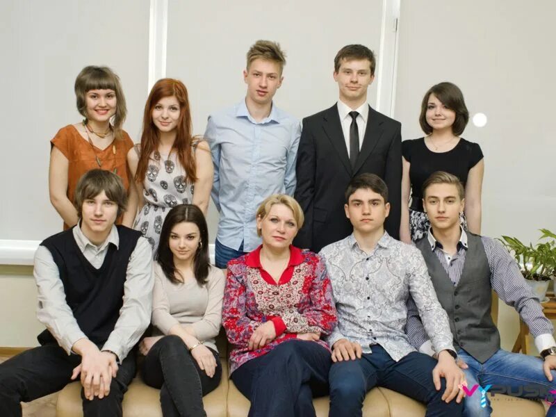 Школа уна медведково. Уна частная школа москва. Школа уна москва. Уна школа 2013г. Школа уна учителя.