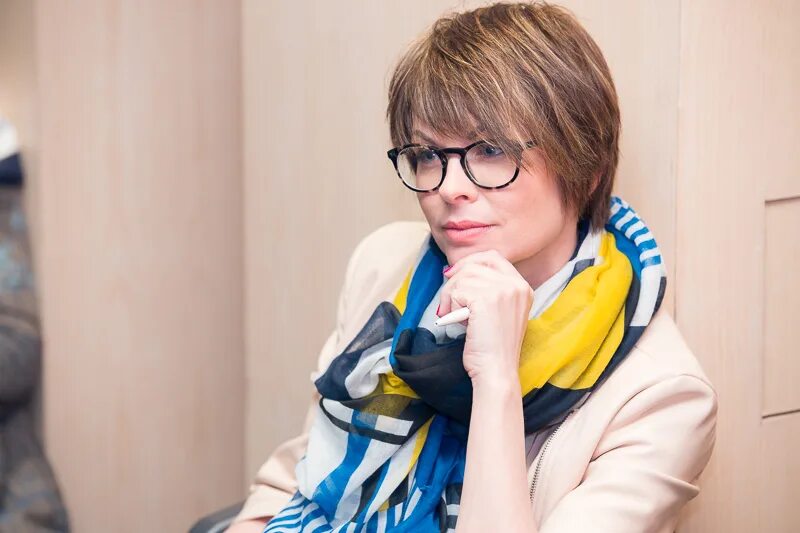 Урок труда. Цветопередача". Творческий Союз художников IFA, СПб, 29.04.11