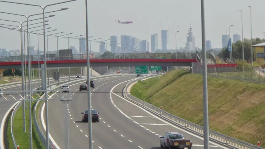 Трасса s8 польша. Указатель варшава. Варшава польша трасса. Трасса познань варшава. Варшава минск дорога.