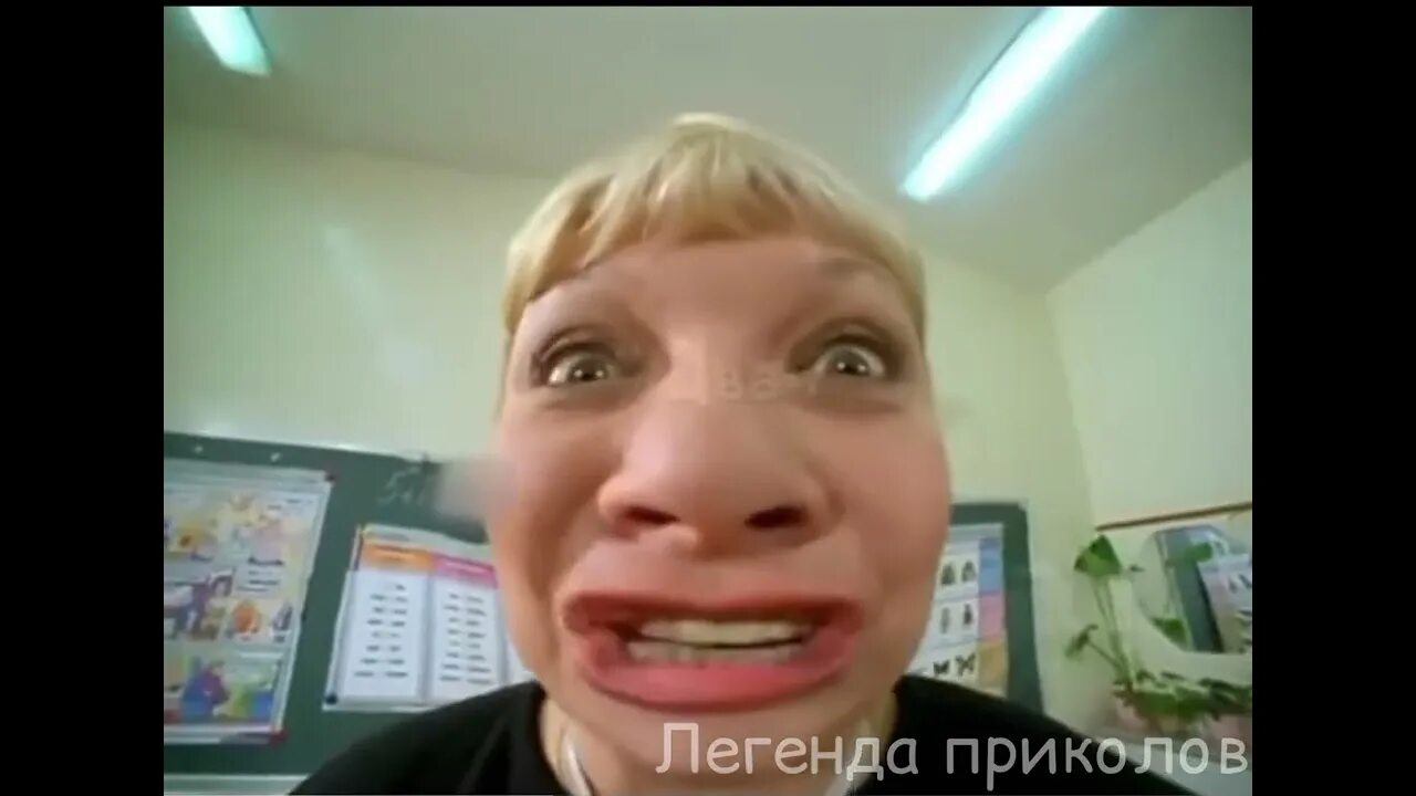 Как переводится дую спик. Ду ю спик инглиш. ералаш ду ю спик инглиш. ванечкин ду ю спик инглиш. мем ванечкин ду ю спик инглиш.