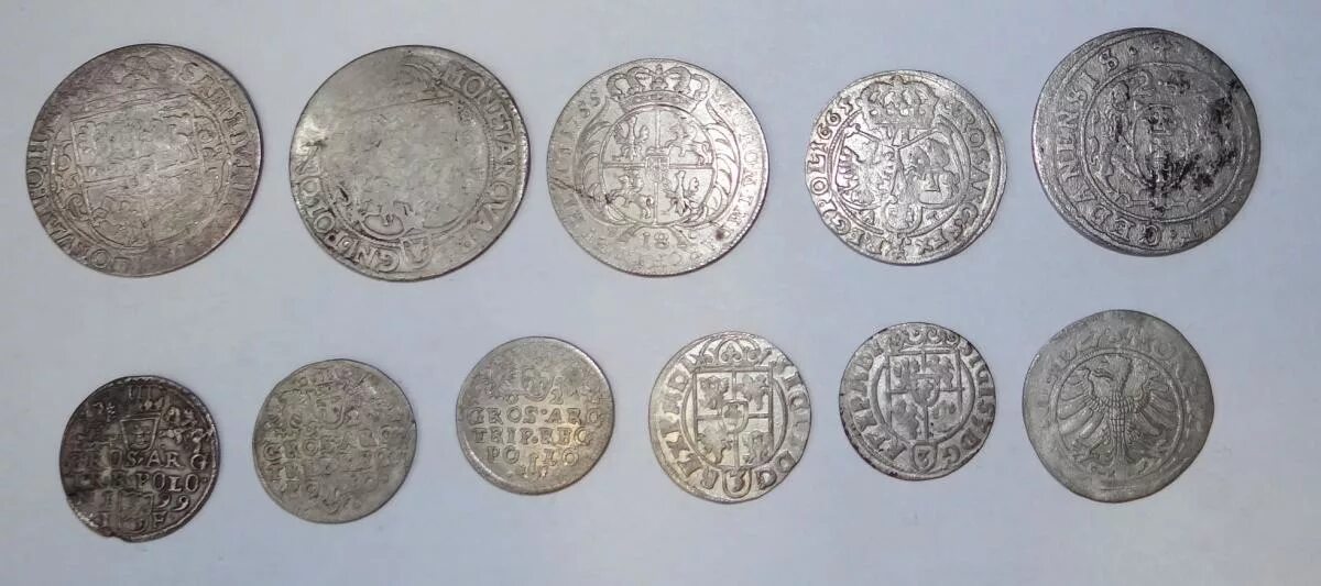 Монеты Тибета серебро 1700 го. Польские серебряные монеты 17 века. Монеты 1700-1800 серебро. Германские медные монеты 1700-1800 год.