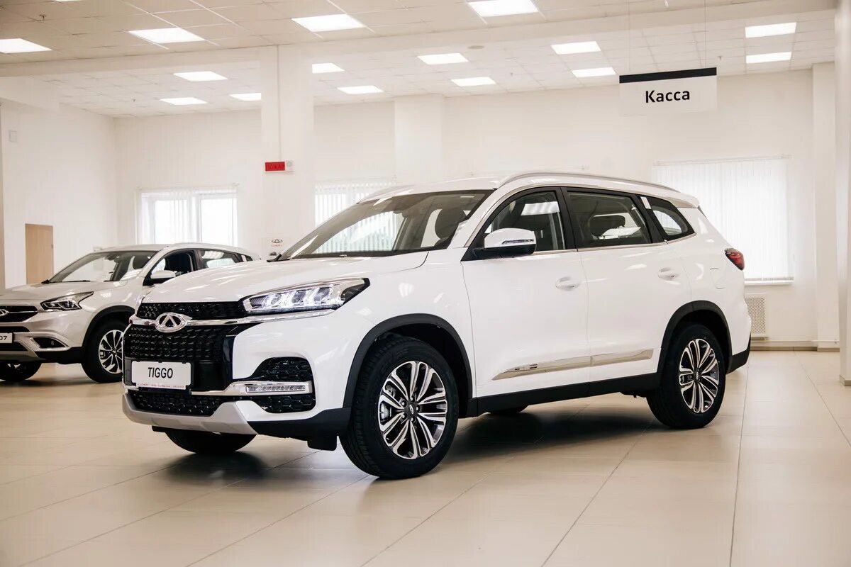 Chery Tiggo 8. Чери Тигго 8 про. Чери Тигго 8 New белый. Чери Тигго 7 местный кроссовер.