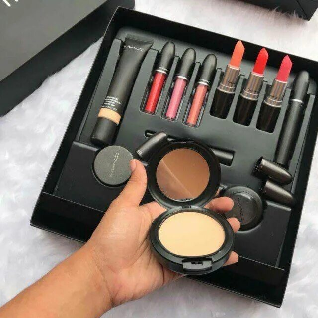 Комплект косметики Mac. Набор косметики от Mac. Mac make up наборы. Косметичка Mac. Косметика мас купить