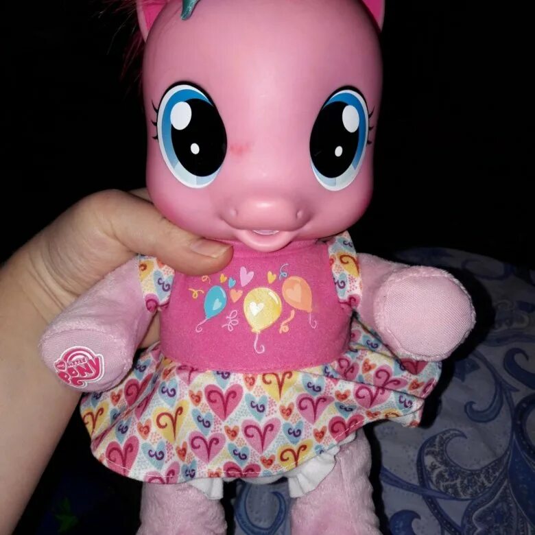 Малышка пинки пай игрушка. Малышка пинки пай. Малютка пони пинки пай. Малютка пинки пай интерактивная. Малютка пинки пай.