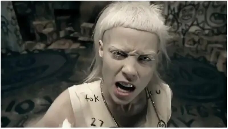 Antwoord evil boy