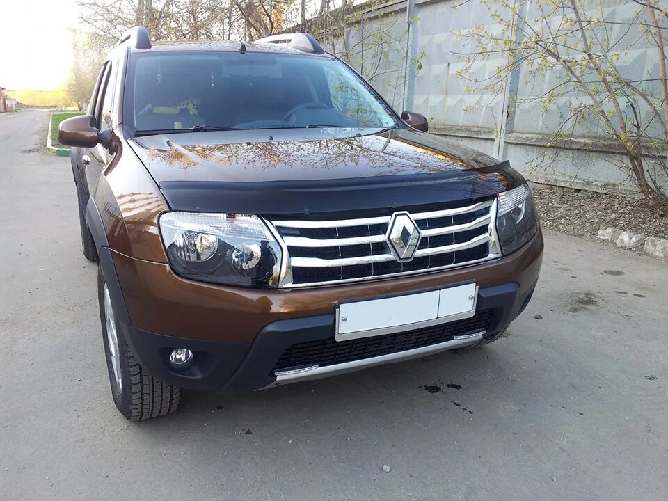 Фары renault duster. Фара Дастер 2013. Фара Дастер 2. Фара Рено Дастер 2014. Фара Дастер 2012.