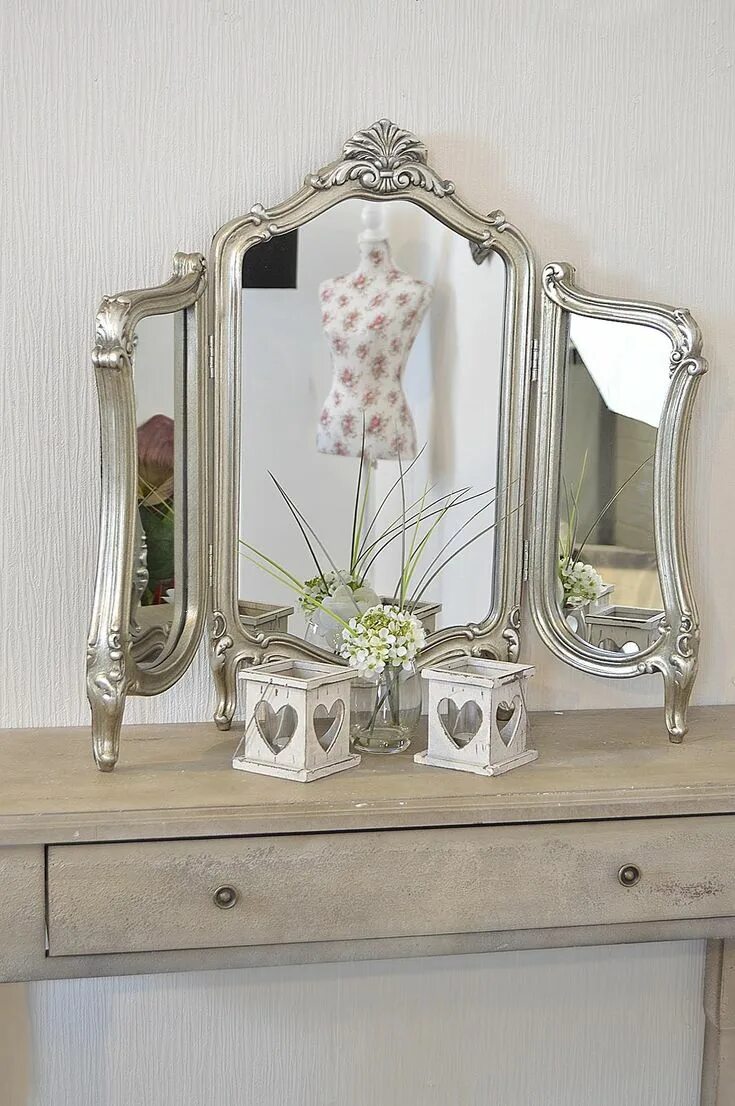 Table mirror. Special tables mirror.