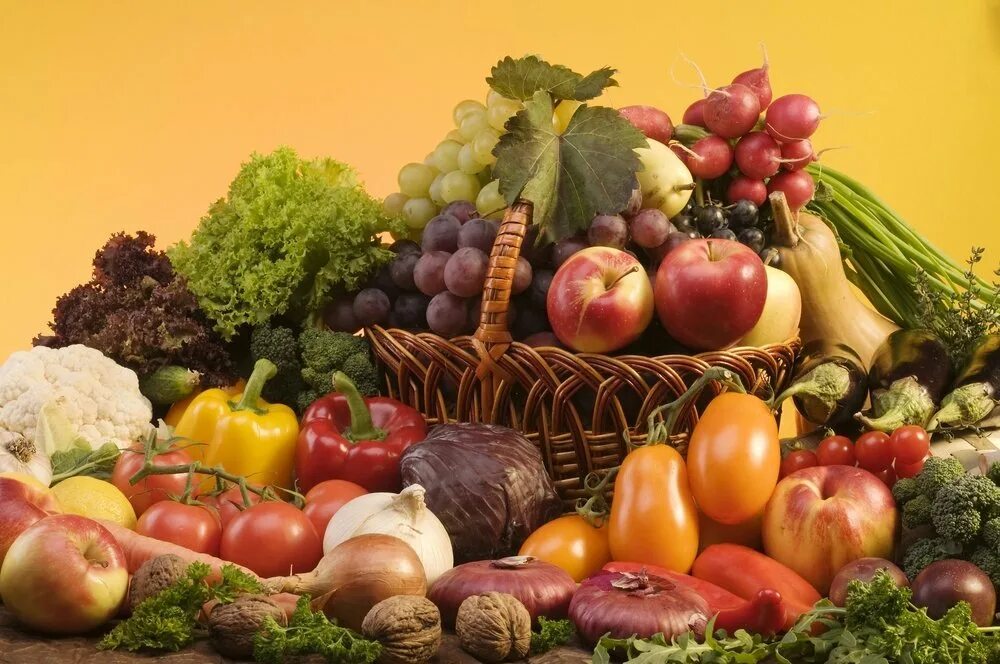 Фрукты овощи на ц. Овощи и фрукты. Греческий овощи фрукты. Коричневые фрукты и овощи. Бордовые овощи и фрукты.
