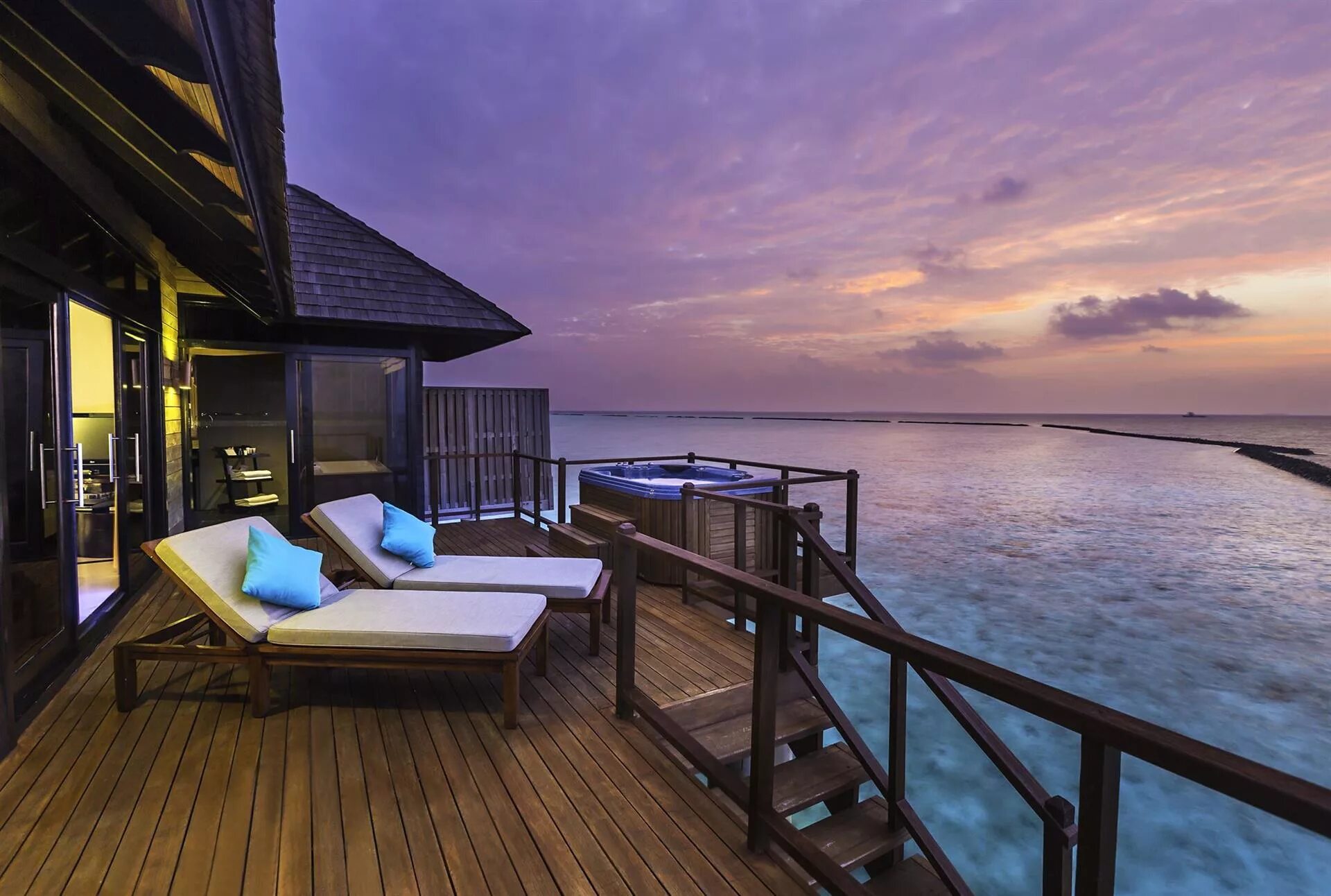 Kuramathi island maldives 4*. Coco bodu hithi 5*. Coco palm bodu hithi мальдивы. Курамати мальдивы отель. Four seasons resort maldives at landaa giraavaru 5 *.